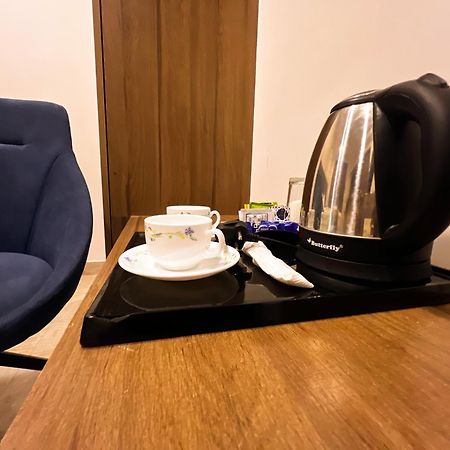 Hotel Sterling Inn Bangalore International Airport Yelahanka 外观 照片
