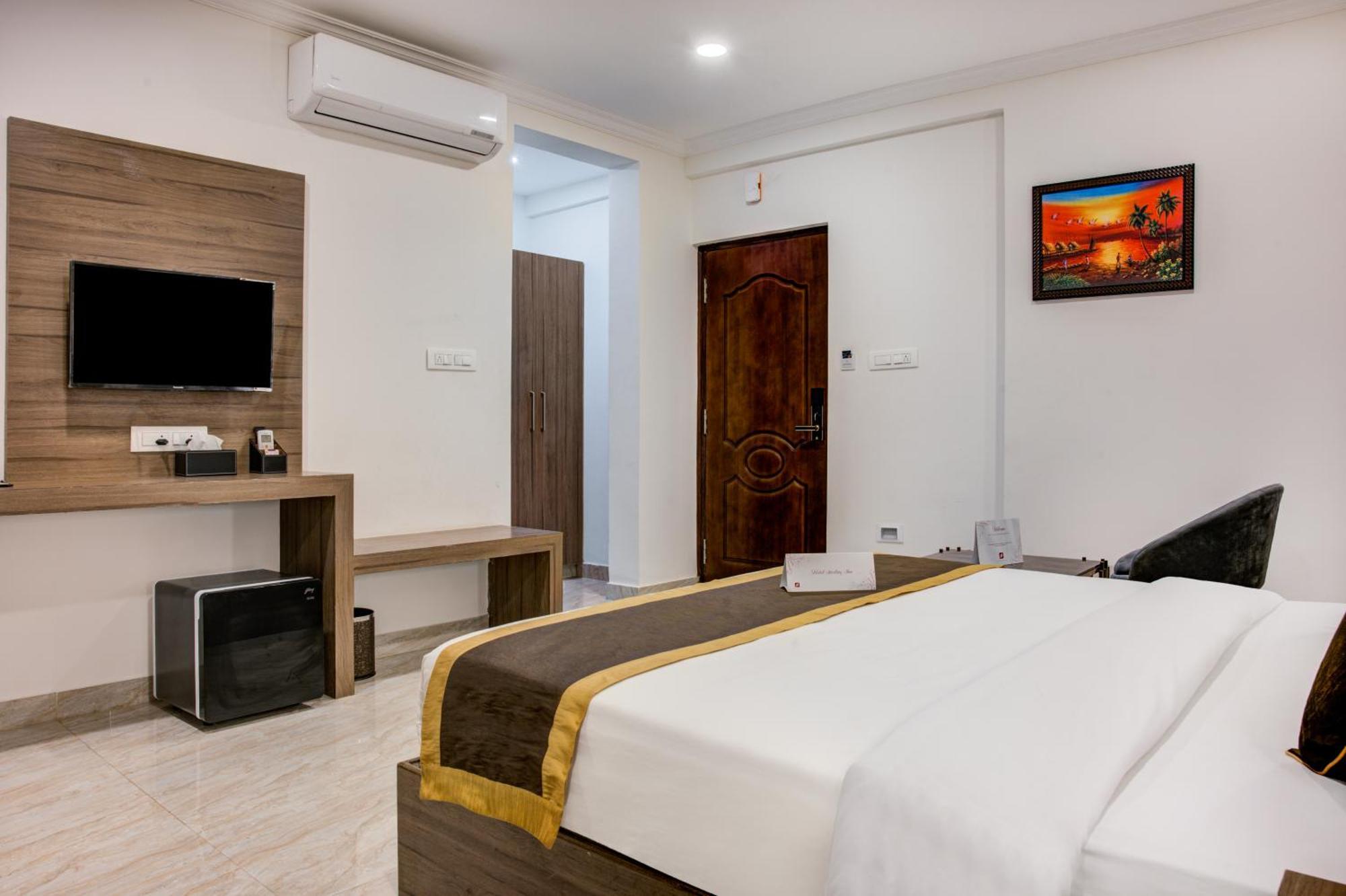 Hotel Sterling Inn Bangalore International Airport Yelahanka 外观 照片