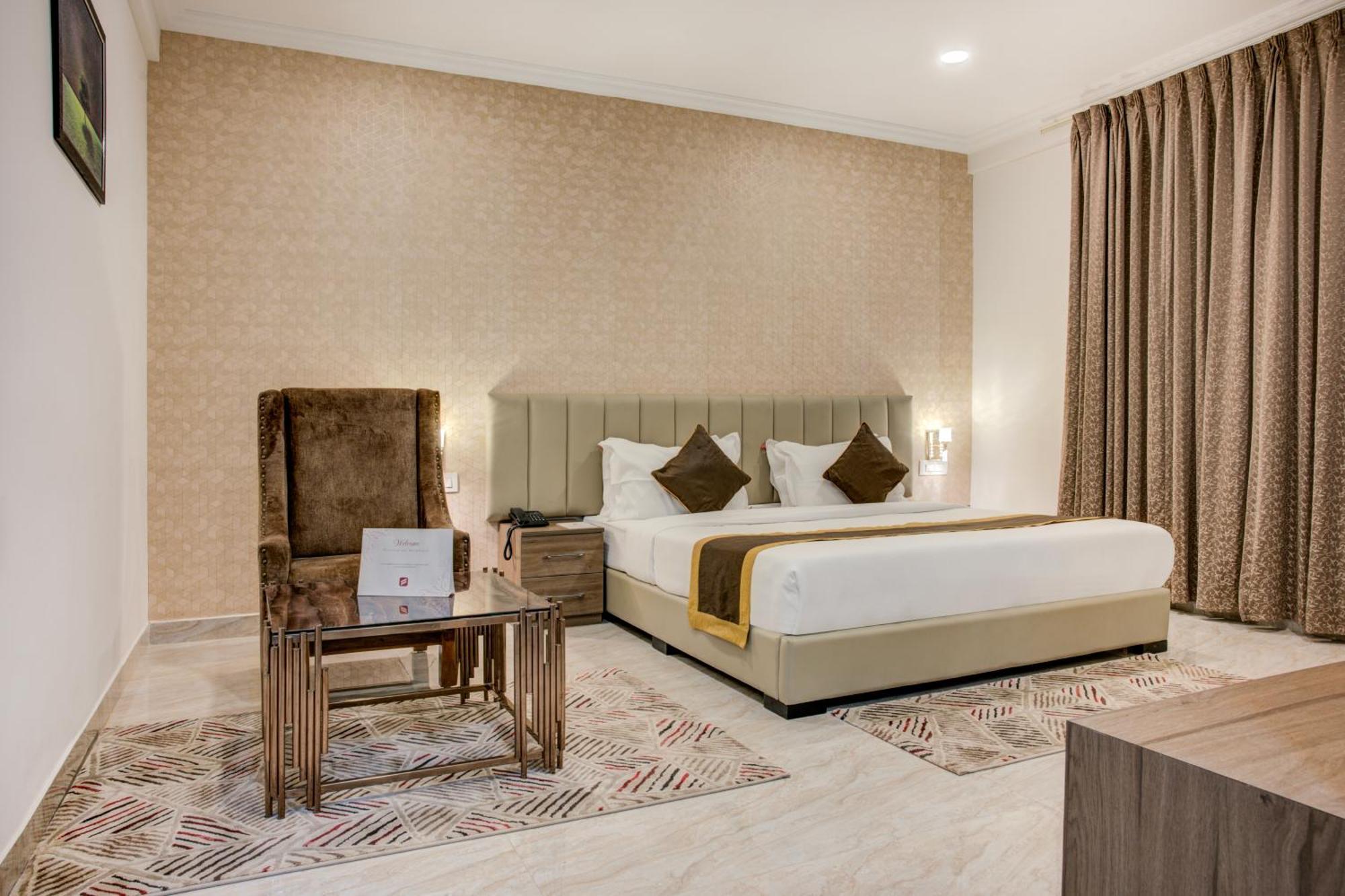 Hotel Sterling Inn Bangalore International Airport Yelahanka 外观 照片