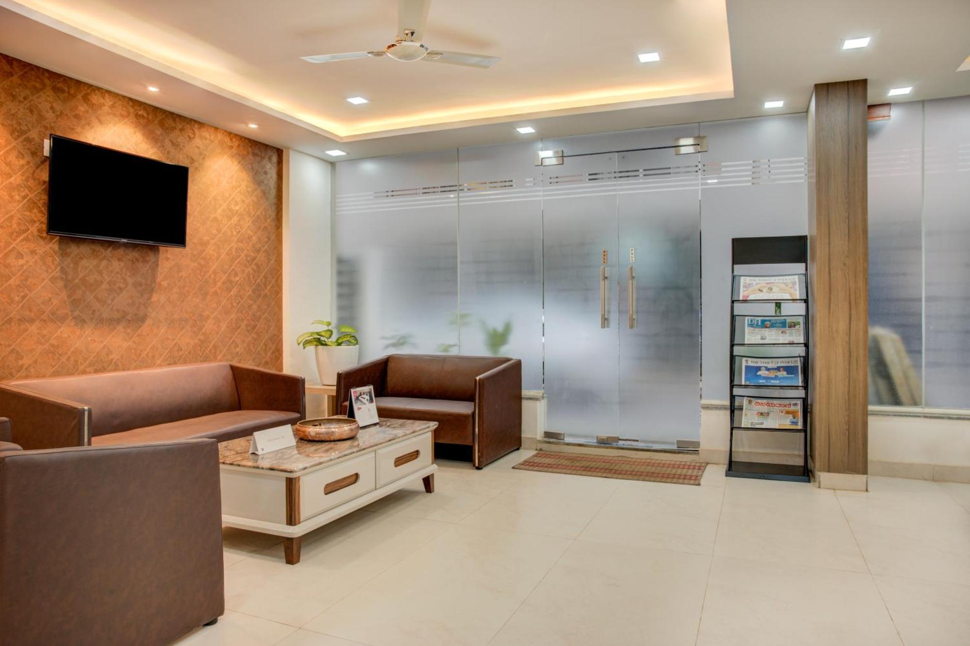 Hotel Sterling Inn Bangalore International Airport Yelahanka 外观 照片